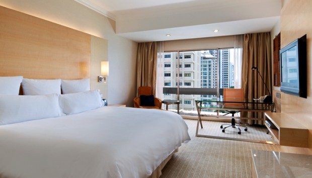 Stay Longer and Save 10% on Room Rates at Hilton Singapore