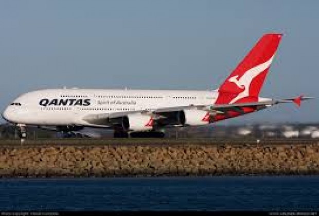 Qantas international Business flights from Singapore to Perth 1