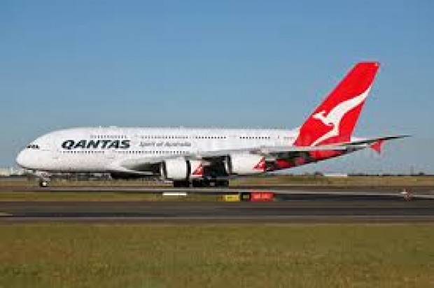 Qantas International Flights from Singapore to Melbourne 1