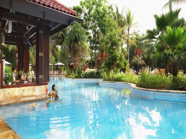 Pay 2 Stay 3 at Bintan Lagoon Resort with Maybank