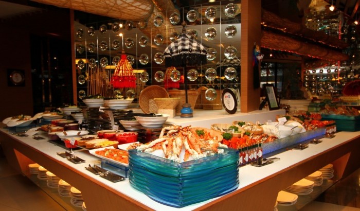 aquamarine buffet restaurant