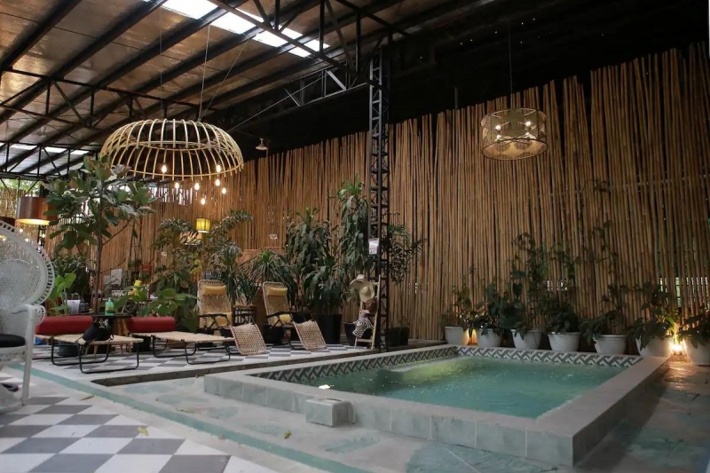 venta suites shared pool