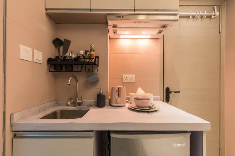 kitchen airbnb