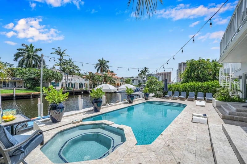  Airbnbs in Fort Lauderdale