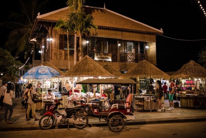 angkor night market