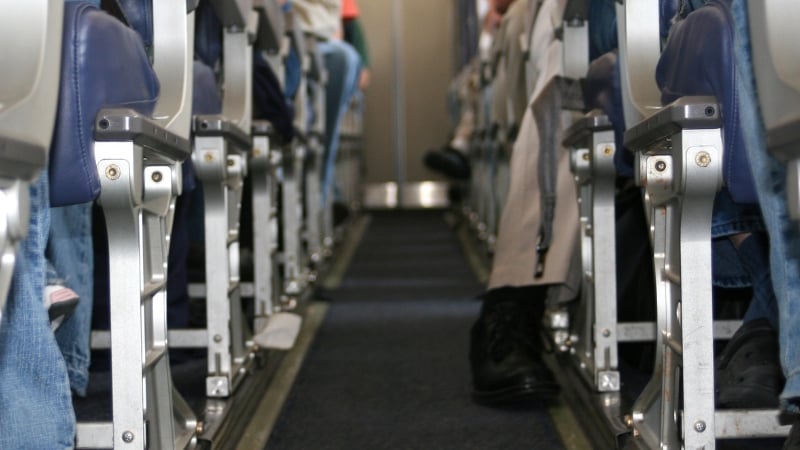 how to choose the right seat for flight