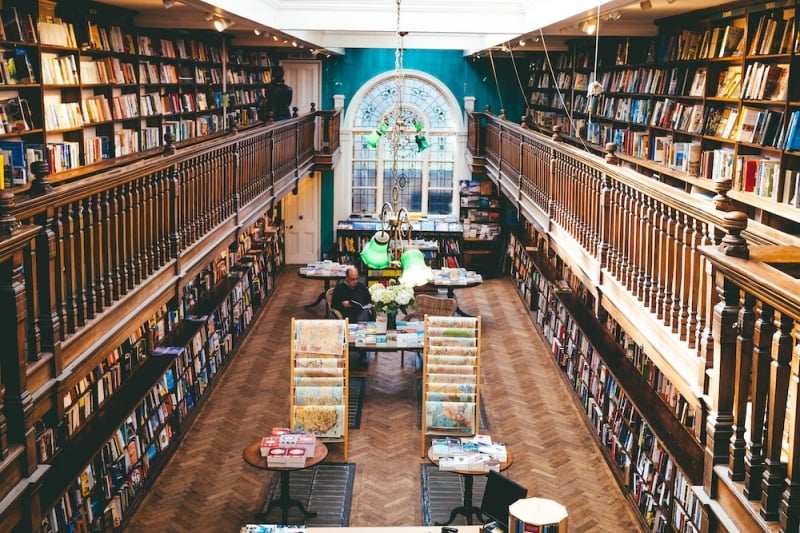 things to do in london: bookshops