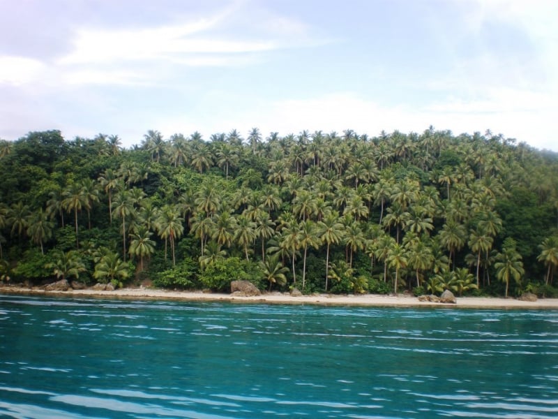 beaches in leyte molopolo white beach