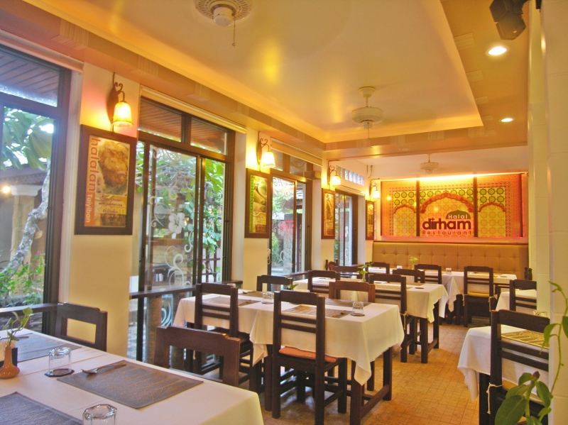 Bangtao Beach Chalet Dirham Halal Restaurant