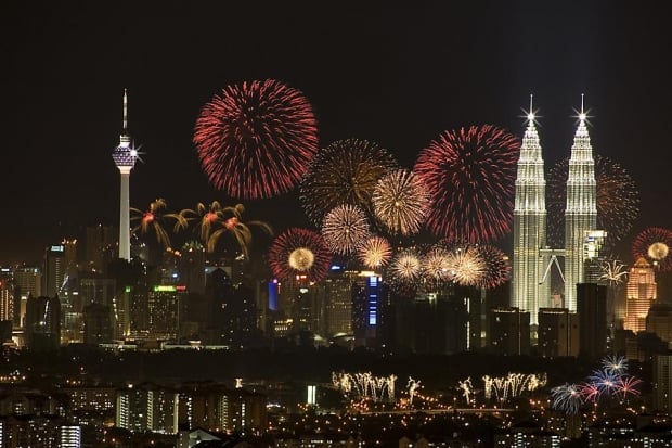 New Year’s Eve Fireworks at Mandarin Oriental Kuala Lumpur