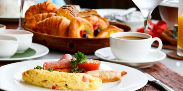 Breakfast On Us: Stay and Dine Offer in Singapore Marriott Tang Plaza Hotel