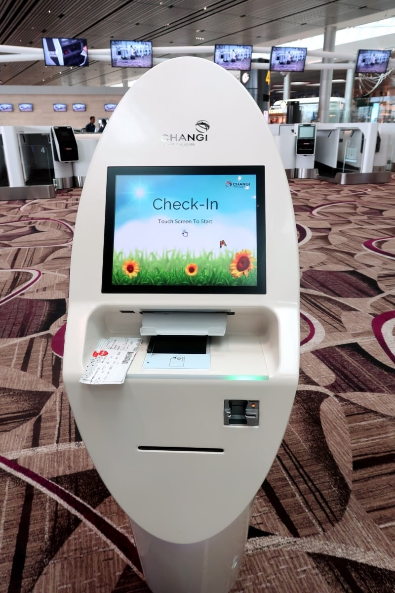 High-powered baggage scanners at Changi Airport T4 could wipe out  unprocessed film , Digital News - AsiaOne