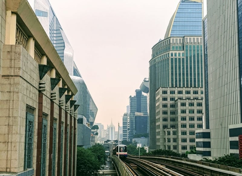 bts skytrain what to expect in bangkok