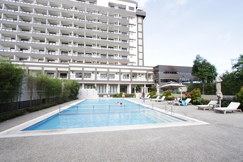 Hotel Casiana Tagaytay pool