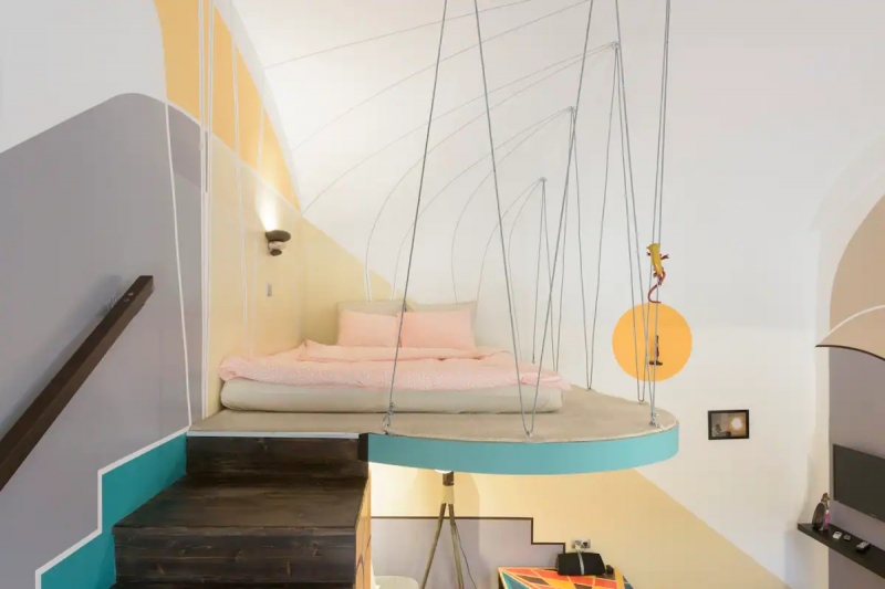 airbnb budapest bed