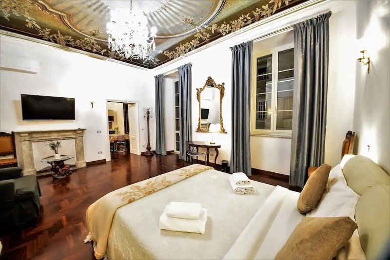 Luxurious Airbnb near Roma Termini 