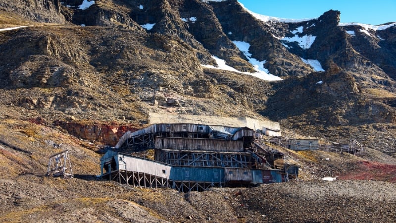 abandoned coal mine in svalbard