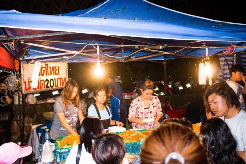 Lễ hội ở Chiang Rai: Loy Krathong