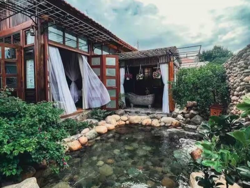 Japanese aesthetic Airbnb stays in Hoi An 