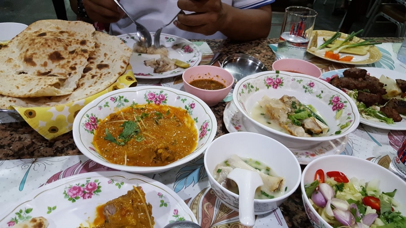 Halal restaurants in Bangkok, Thailand