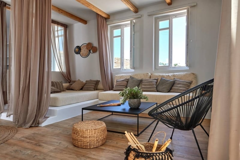 Airbnbs in Paros