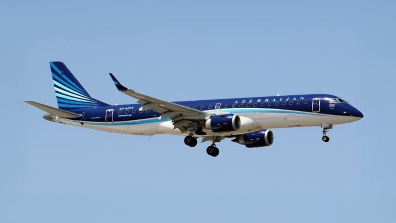 azerbaijan airlines plane