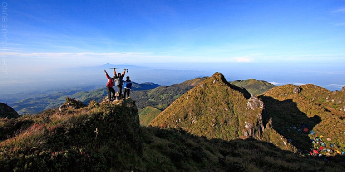 mount apo reopens public