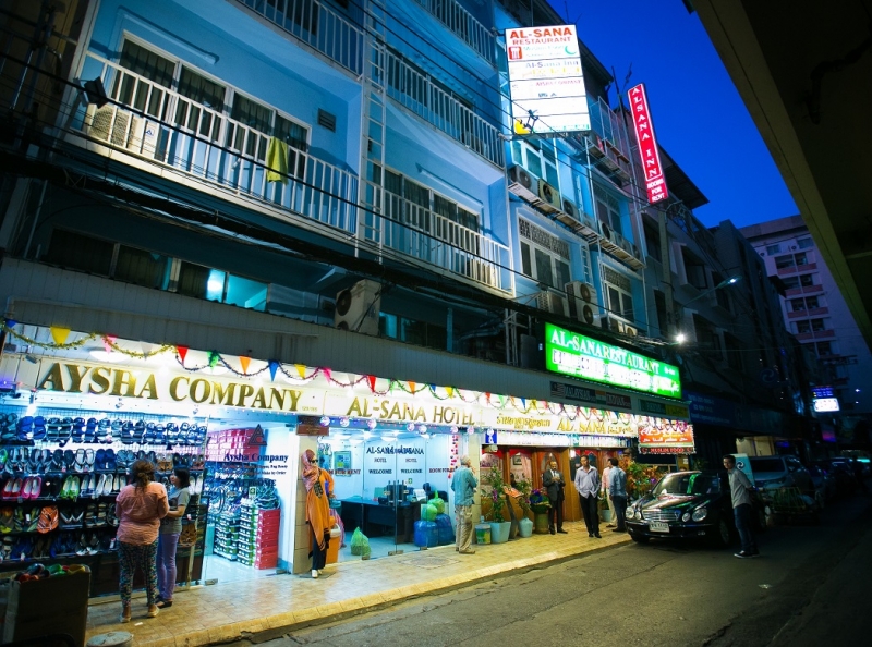 Halal restaurants in Bangkok, Thailand