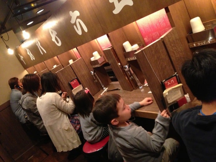 eating ramen is one of the top things to do in tokyo