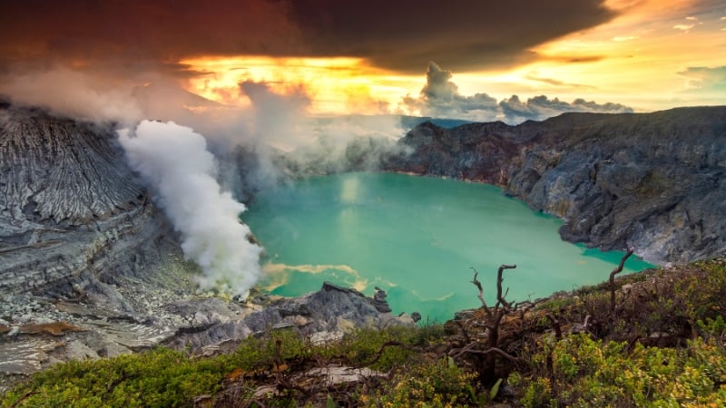 mount ijen