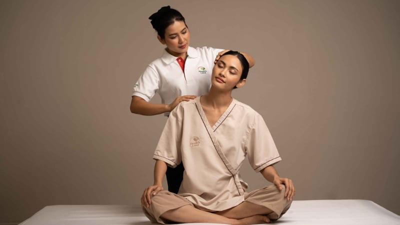 thai massage