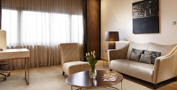 Suite Indulgence Offer with 30% Savings in Mandarin Orchard by Meritus
