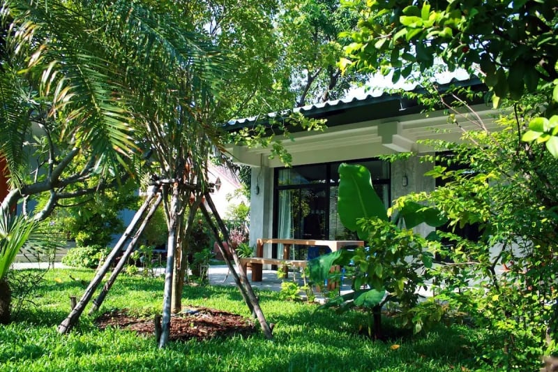 tiny house airbnbs bangkok thailand