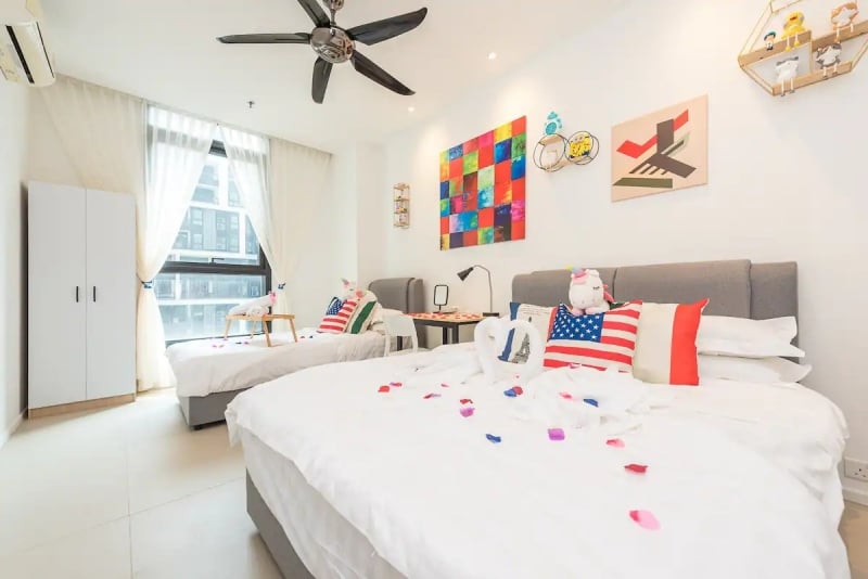 colourful home bedroom