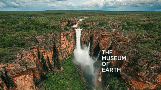 Fly to the Northern Territory of Australia - Darwin with Singapore Airlines