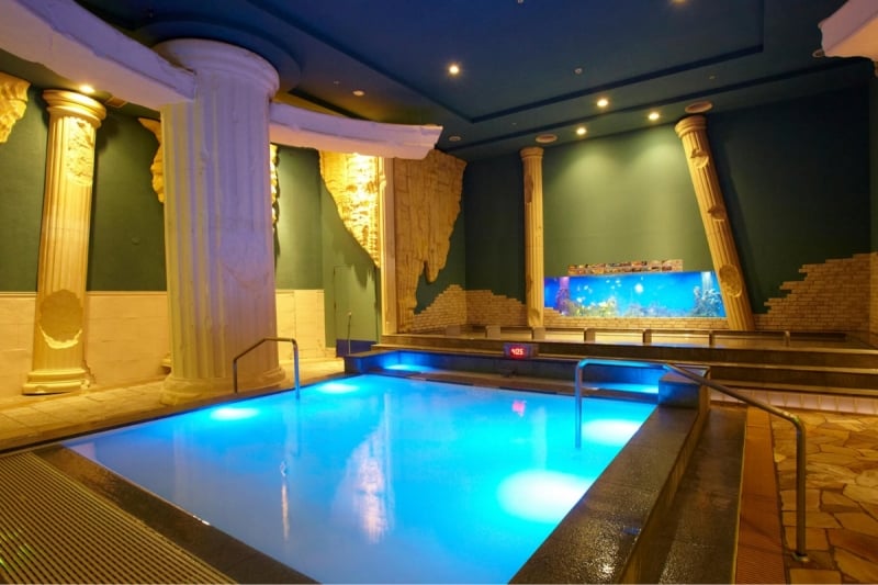 Osaka’s Spa World 