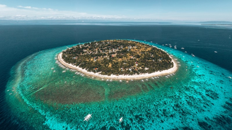 snorkelling spots in the philippines