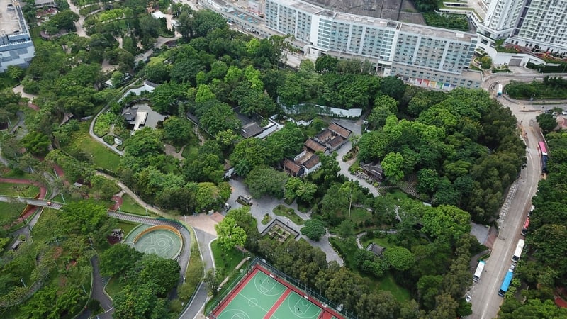 kowloon walled city park hong kong