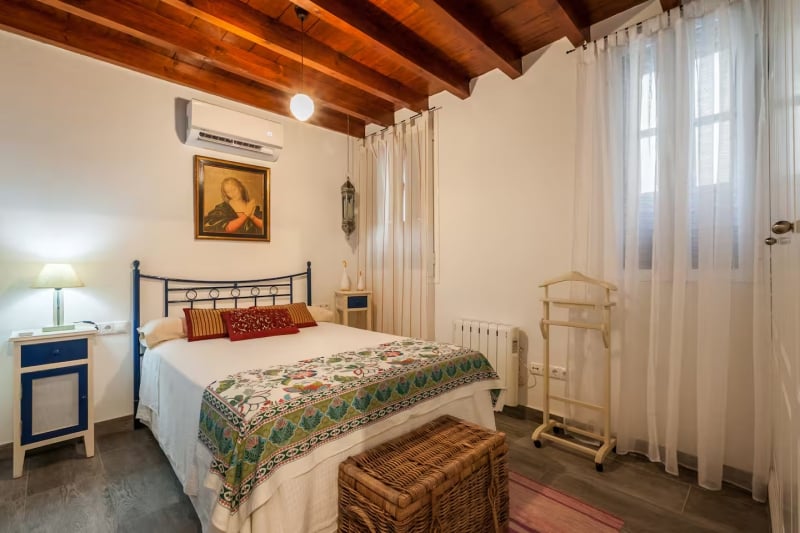 Airbnb in Seville 