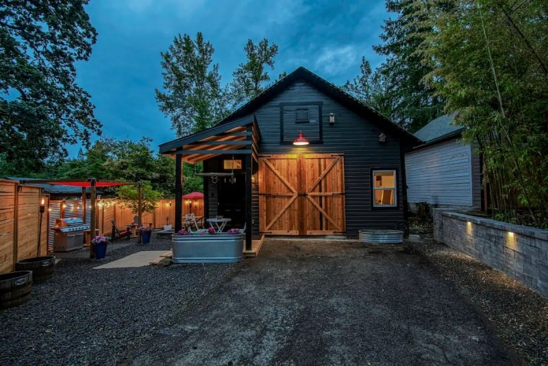  Airbnbs in Eugene Oregon