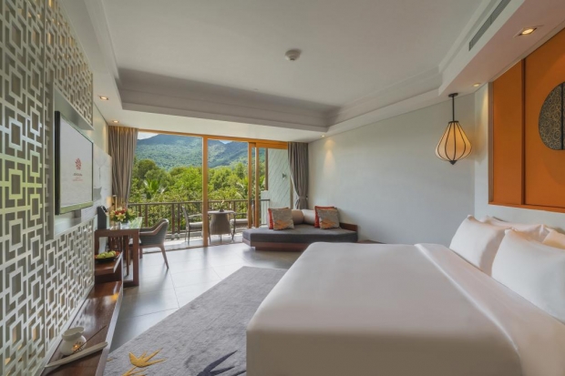 Angsana Lang Co 1-For-1 One Room Night for HSBC Cardholders