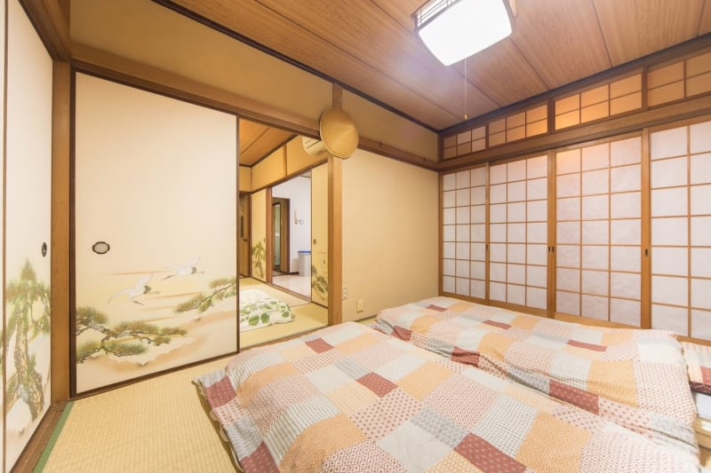 airbnbs in osaka