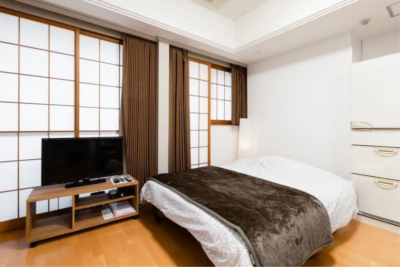 osaka airbnb