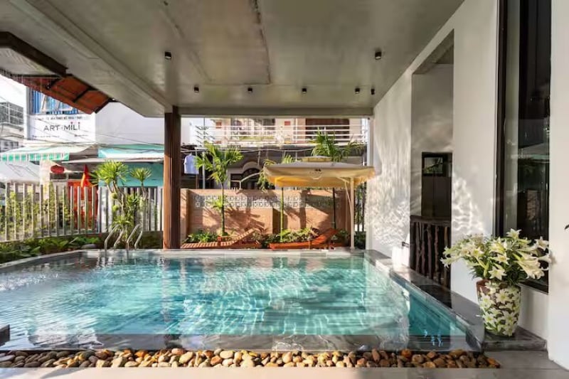 luxury Airbnb stays in Hoi An