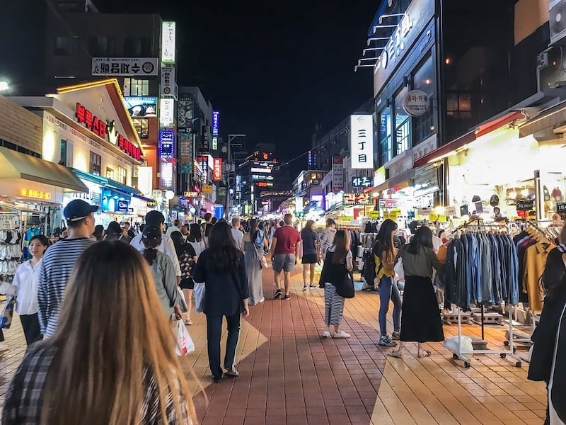 shopping in Seoul