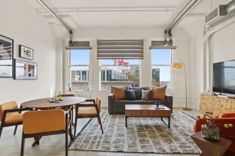  Airbnbs in Downtown