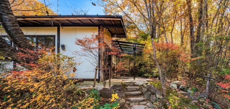 best airbnb fall foliage