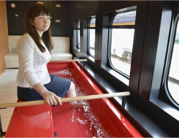 Japan's Bullet Trains Now Feature Foot Baths, Tatami Mats