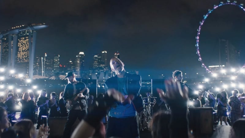 coldplay man in the moon music video filmed in singapore