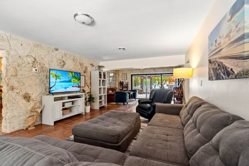 beach front Airbnbs in Florida Keys